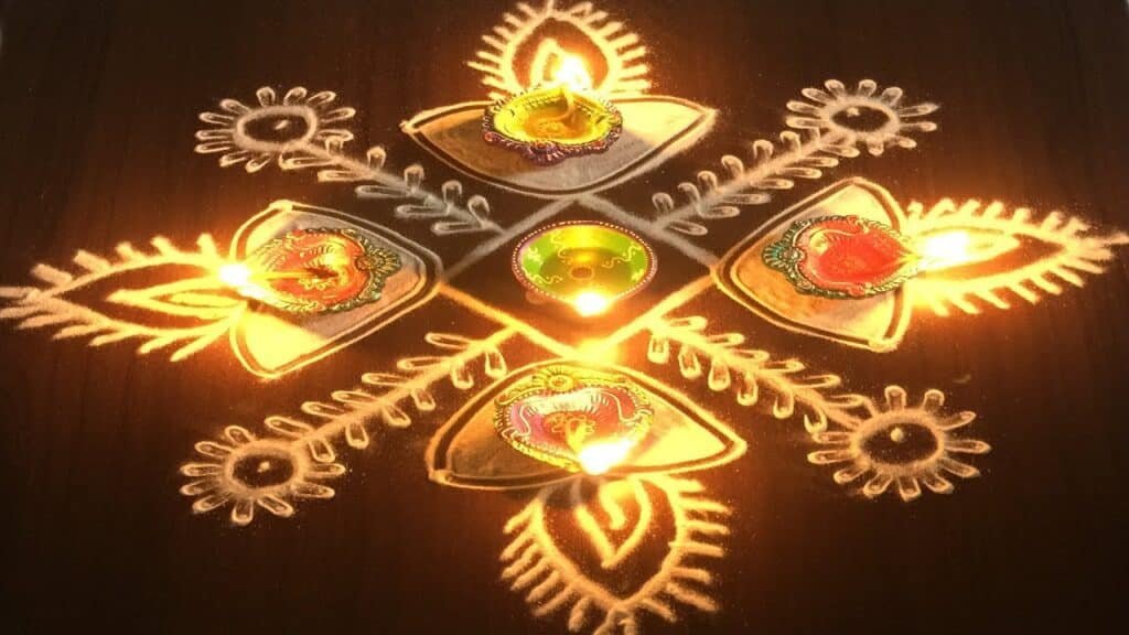 5-to-5 dot Diwali rangoli