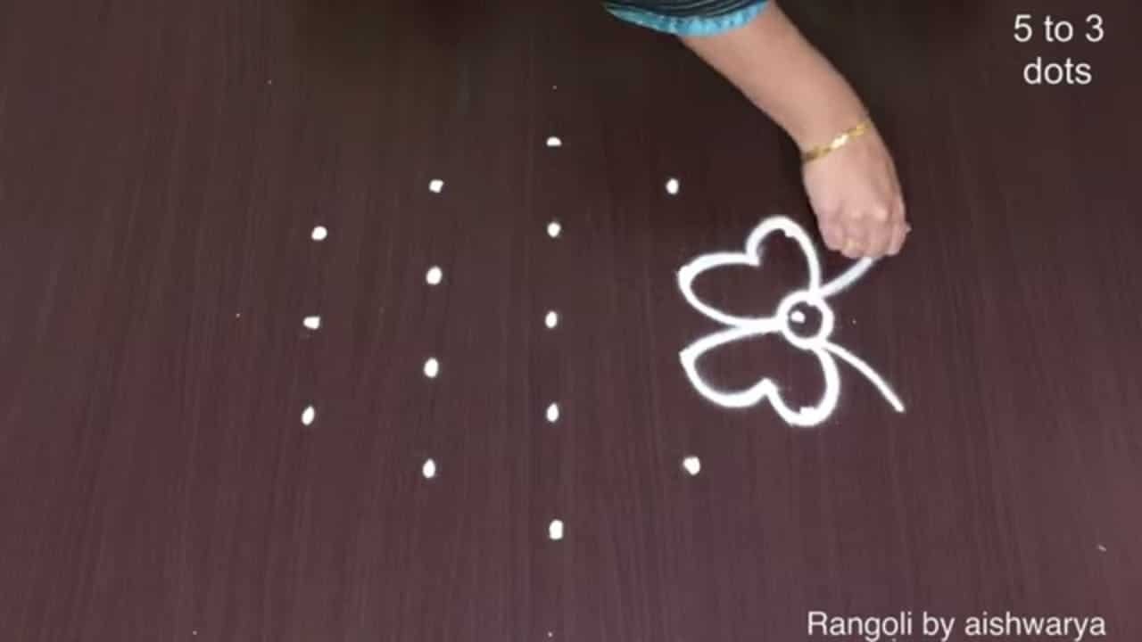 5×3 Dots Easy Flower Rangoli Designs
