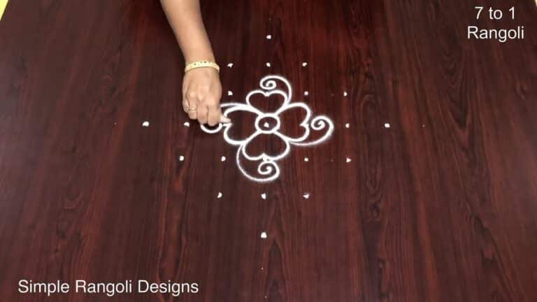7 dots kolam
