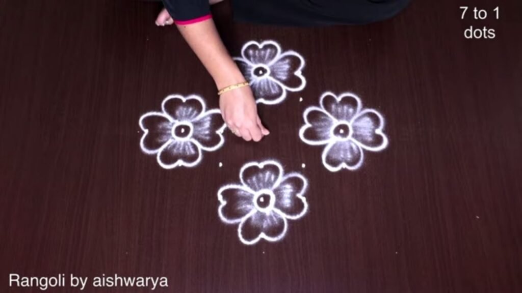 7 dots shaded flower kolam