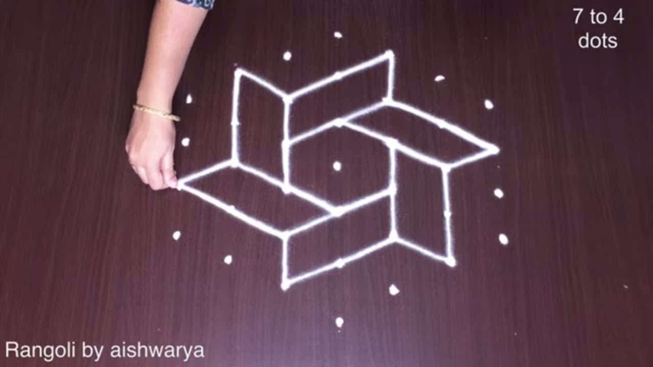 7 Into 4 Interlaced Kolangal