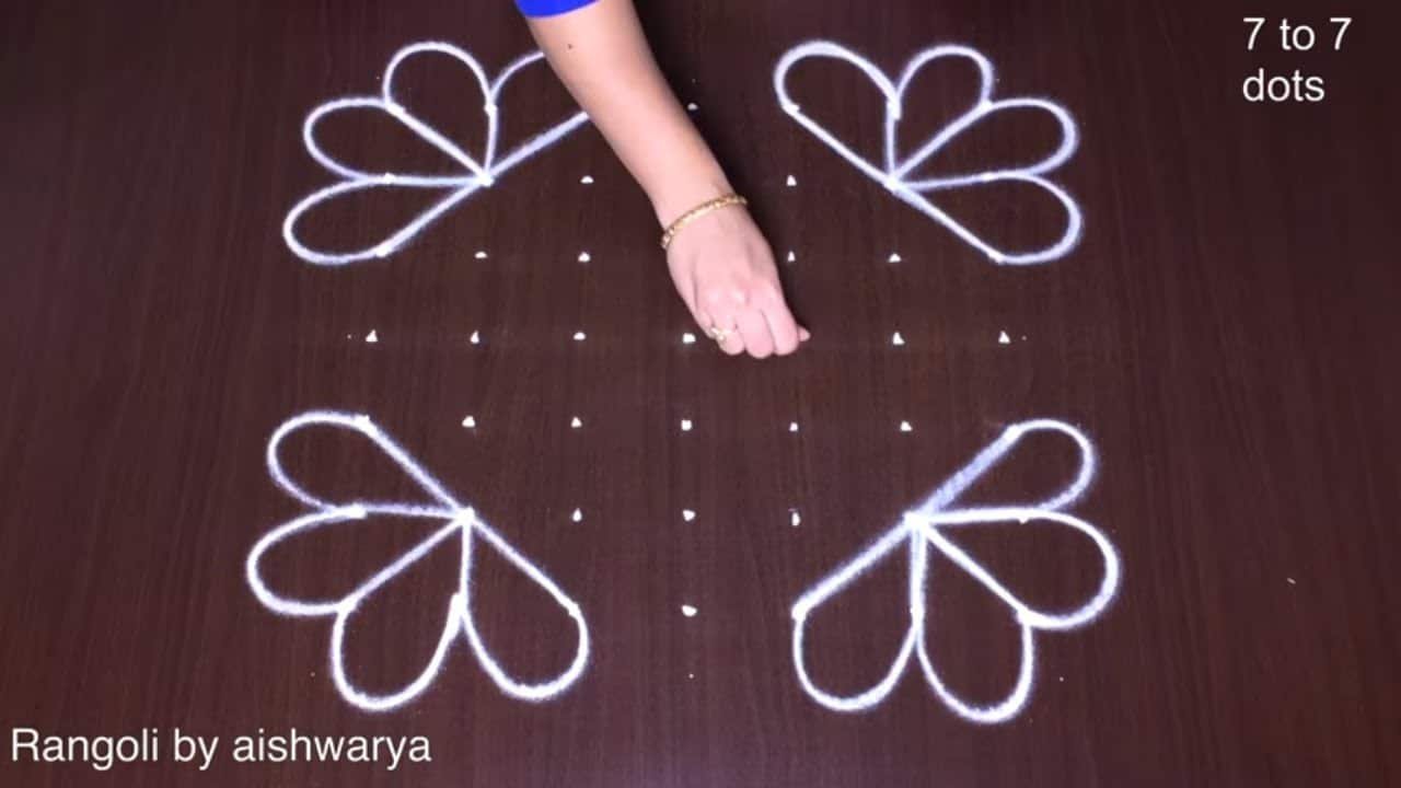 7 Se 7 Flower Rangoli