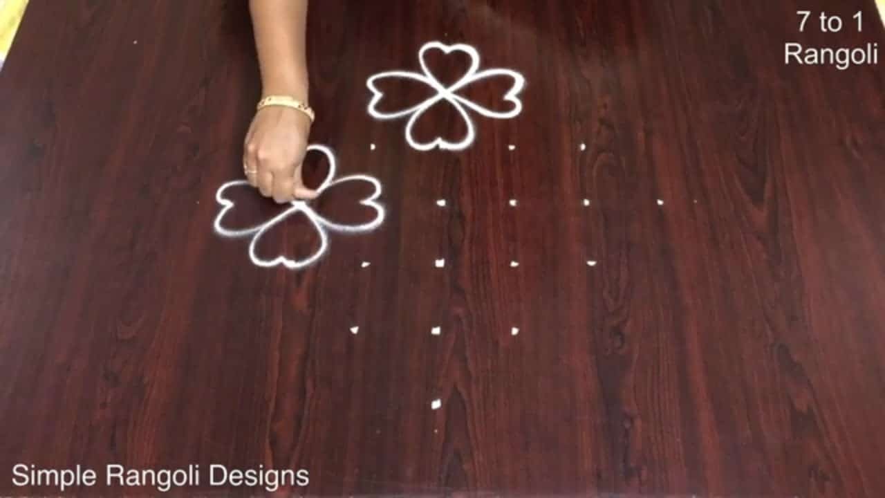 7 to 1 Dots Festive Kolam