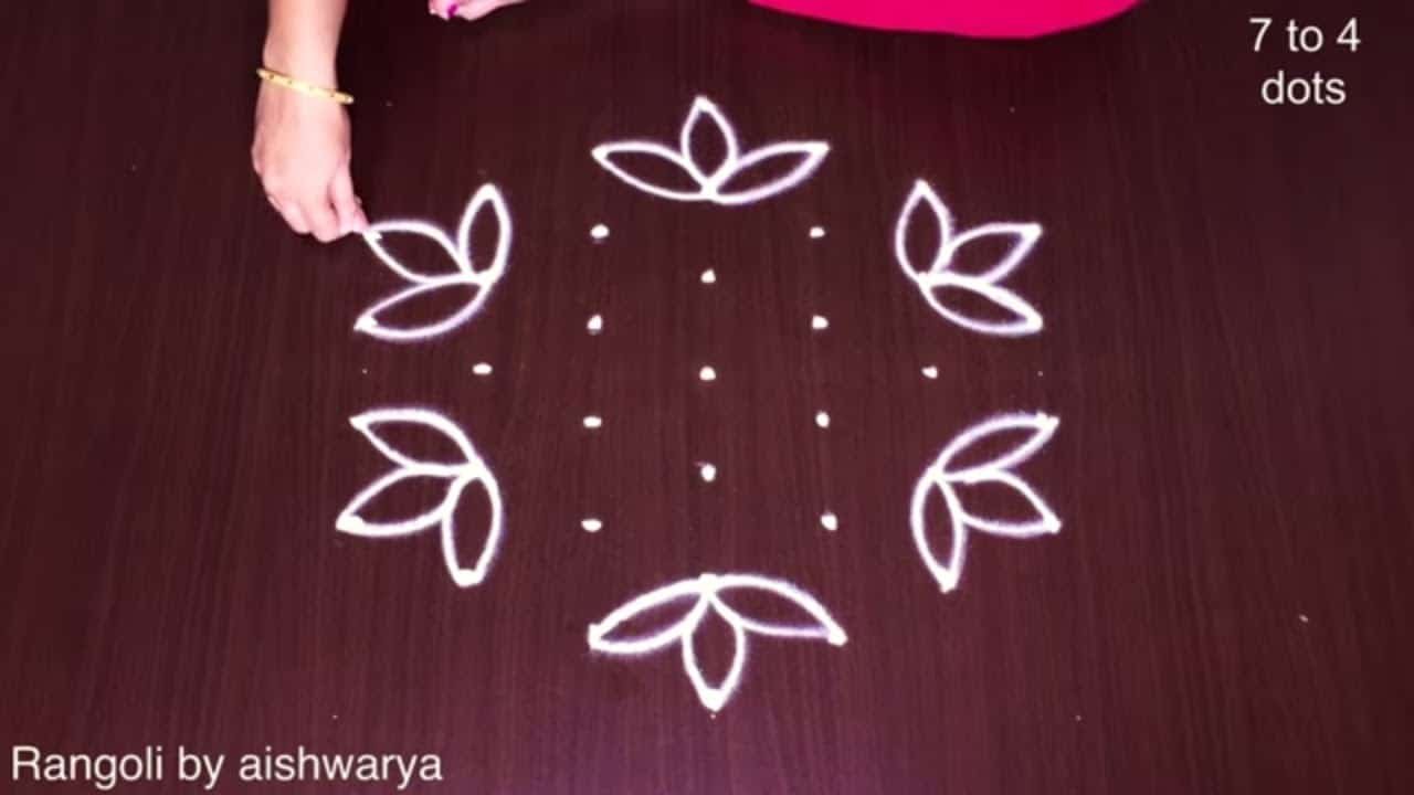 7 to 4 Dots Rangoli