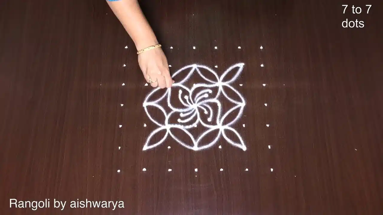 7x7 Dots Simple Muggu Desgin