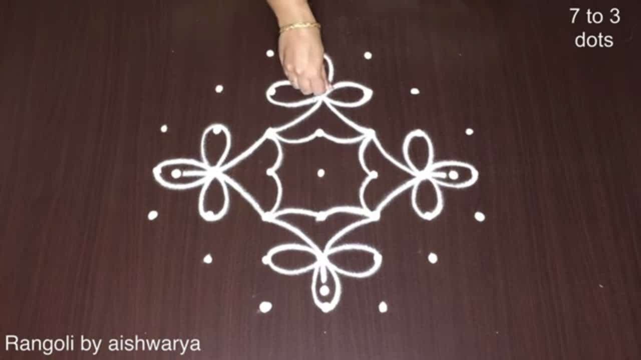 7x3x3 Hand Rangoli Tamil