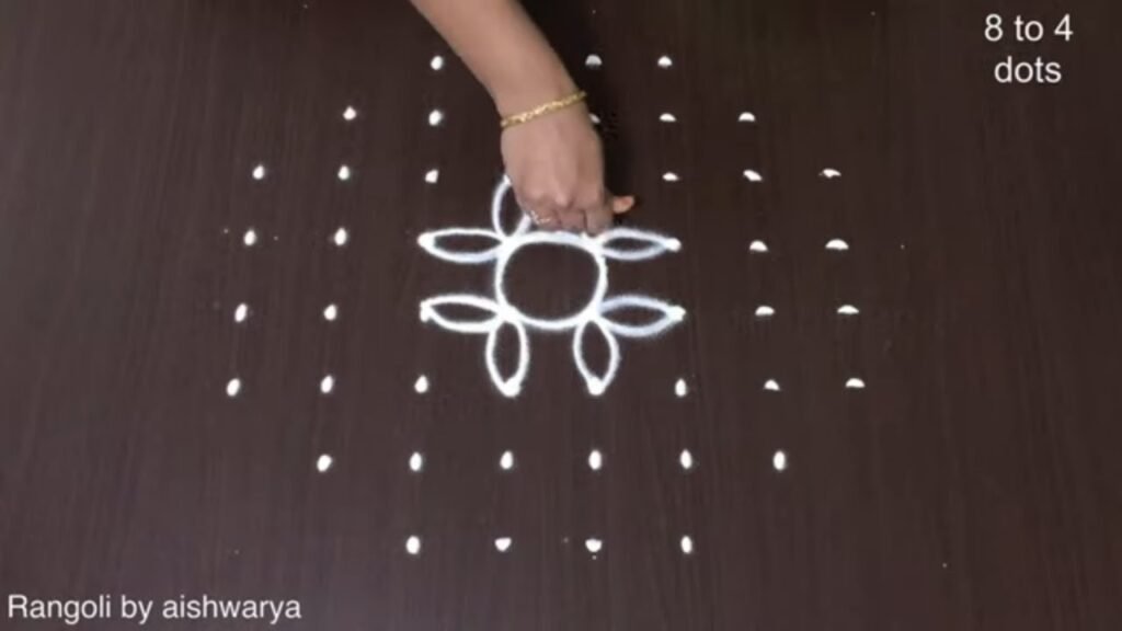 8×4 dots traditional Deepavali rangoli