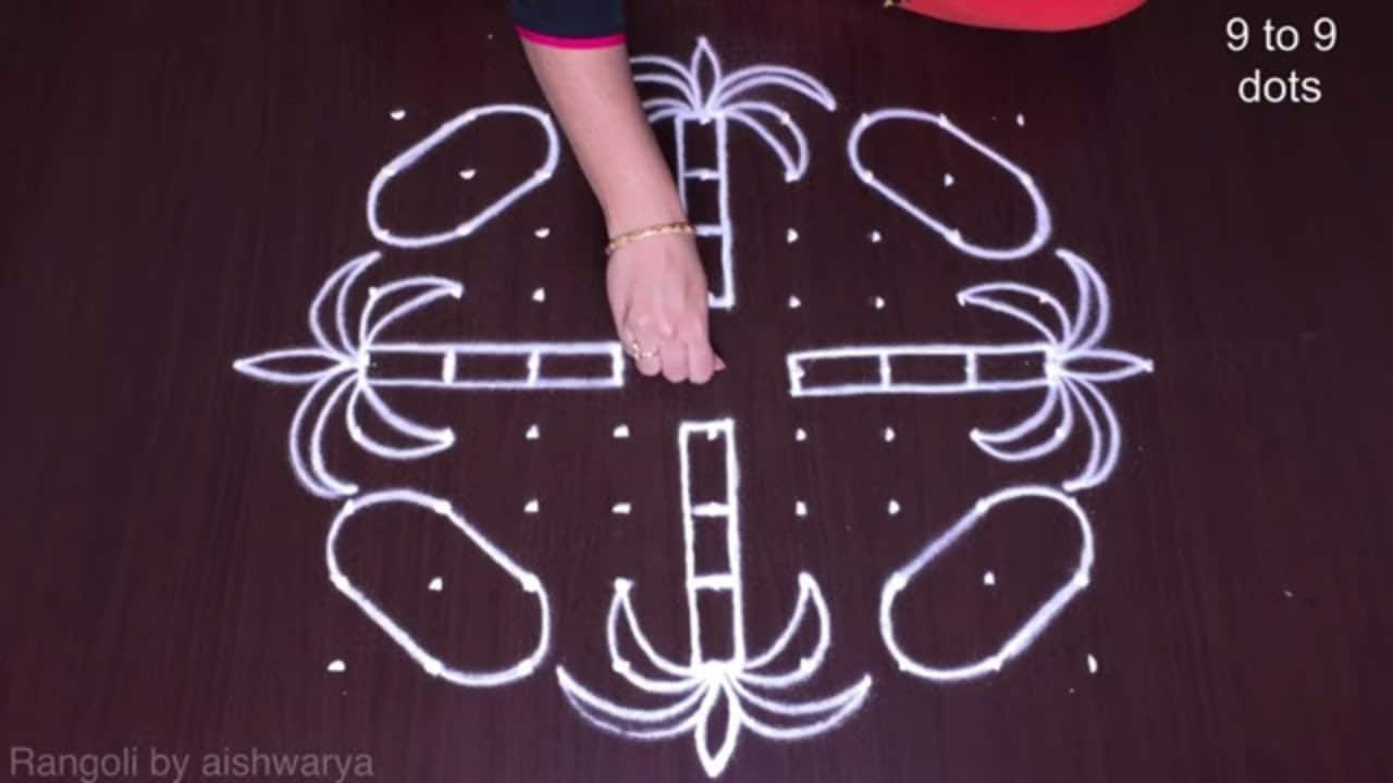 9 Dots Bhogi Pot Rangoli
