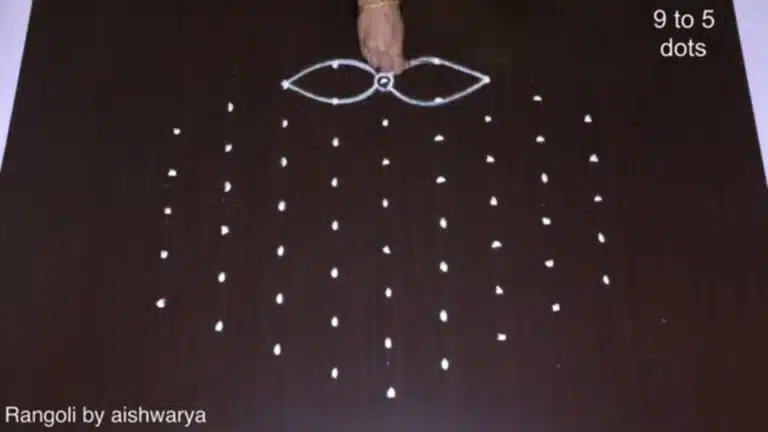 9 to 5 Birds Kolam