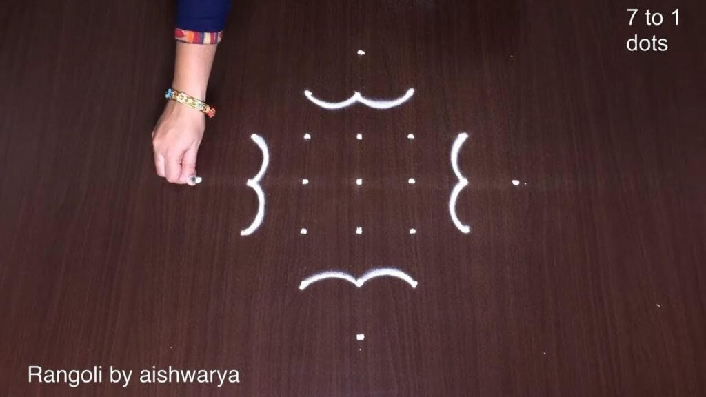 7×1 dots rangoli