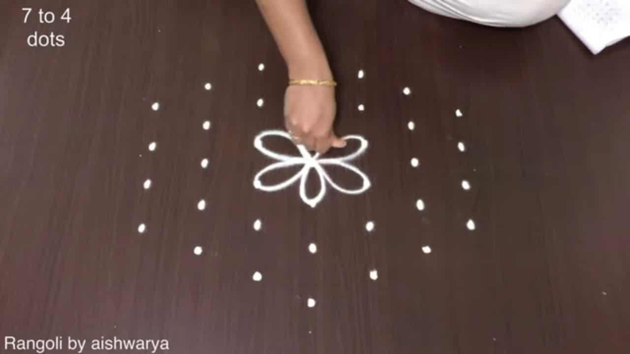 Beginners Six Deepalu Muggulu 7×4