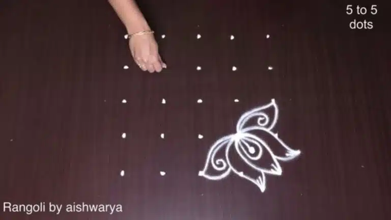 Rangoli Kolam With 5X5