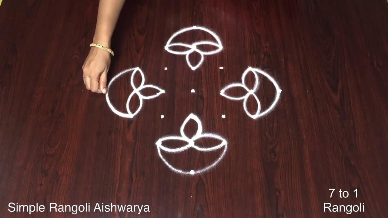 Deepavali Muggulu 7 Dots