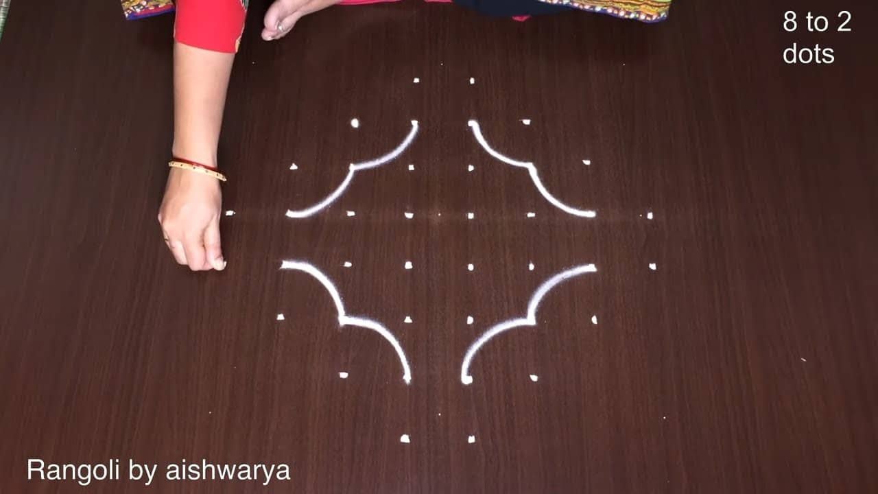 Diya Kolam With 8x2x2 Dots