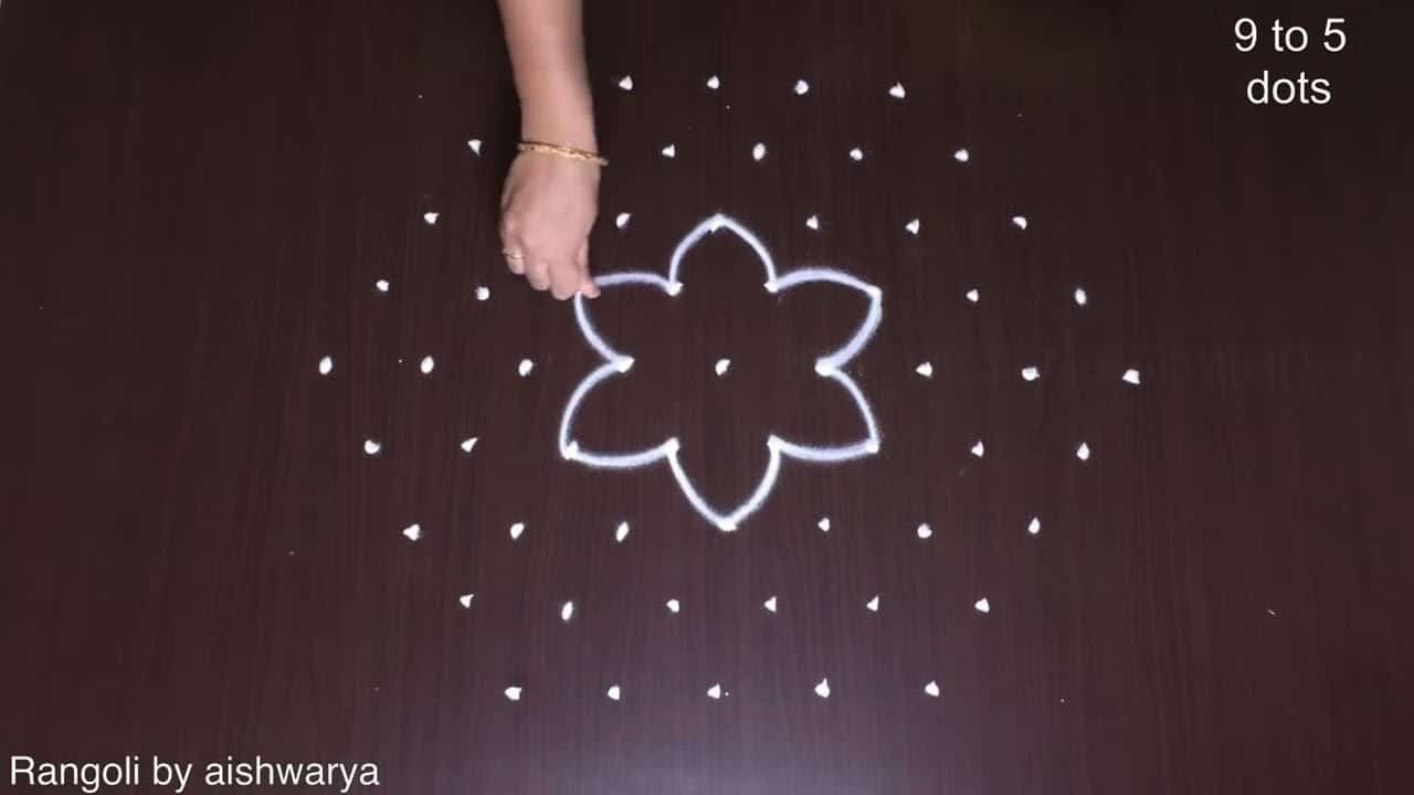 Draw Very Simple Rangoli Designs