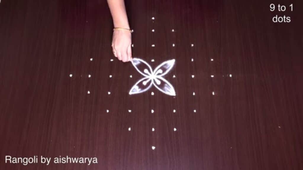 9 dots kolam