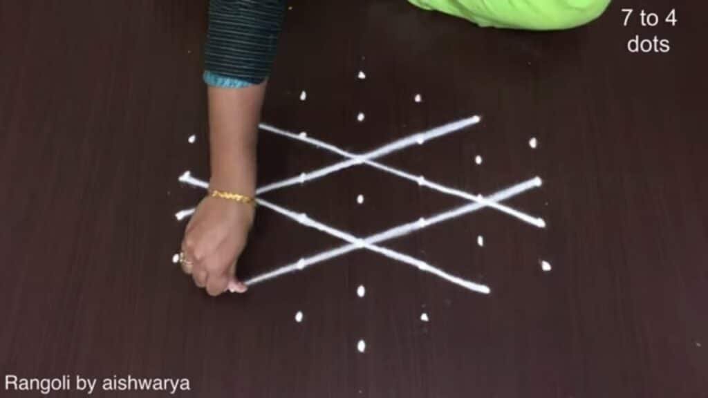 7×4 dots rangoli