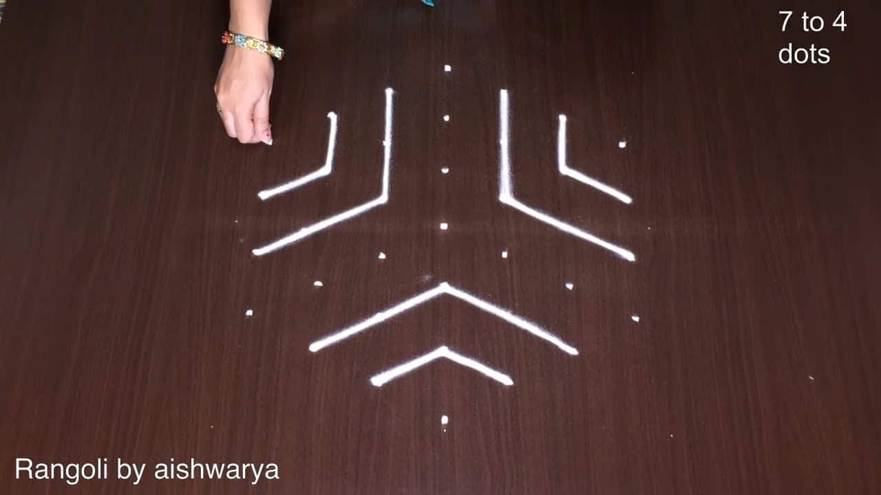 Flower Kolam 7 Into 4 Dots