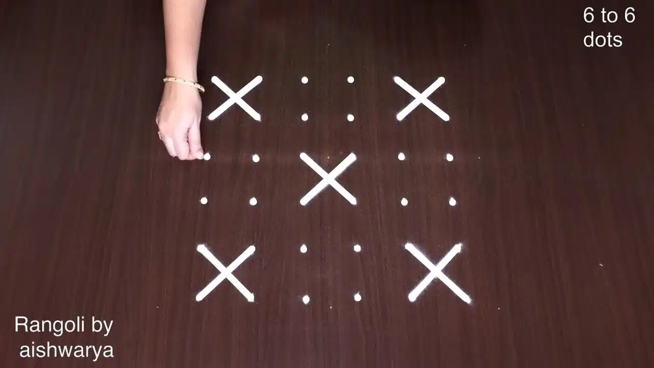 6×6 dots Lakshmi kolam