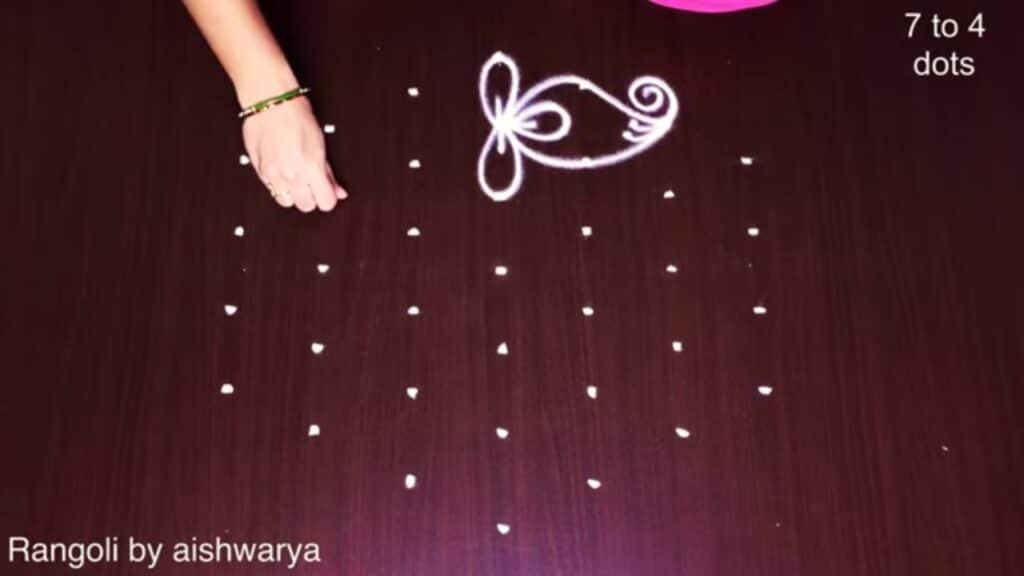 7×4 dots kolam