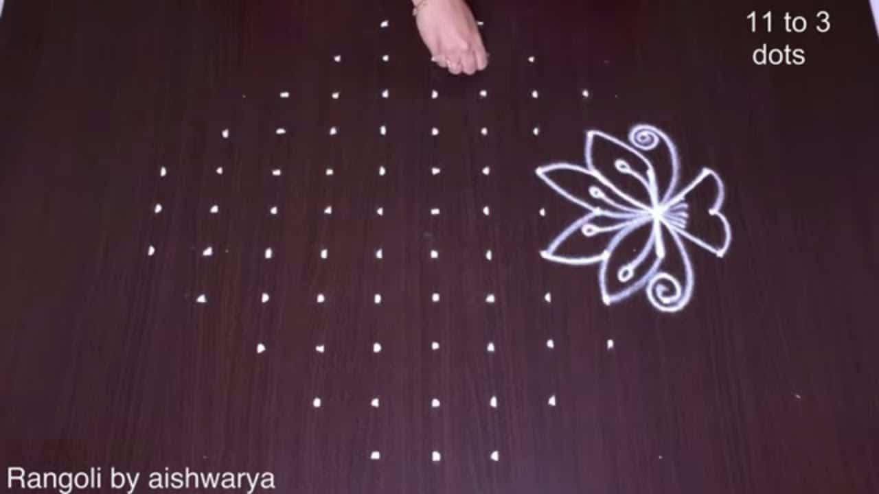 Margazhi Kolam With 11-3 Dots