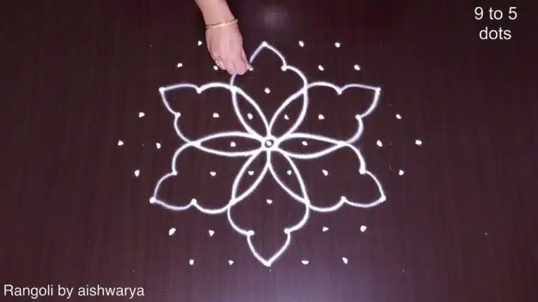muggulu with dots