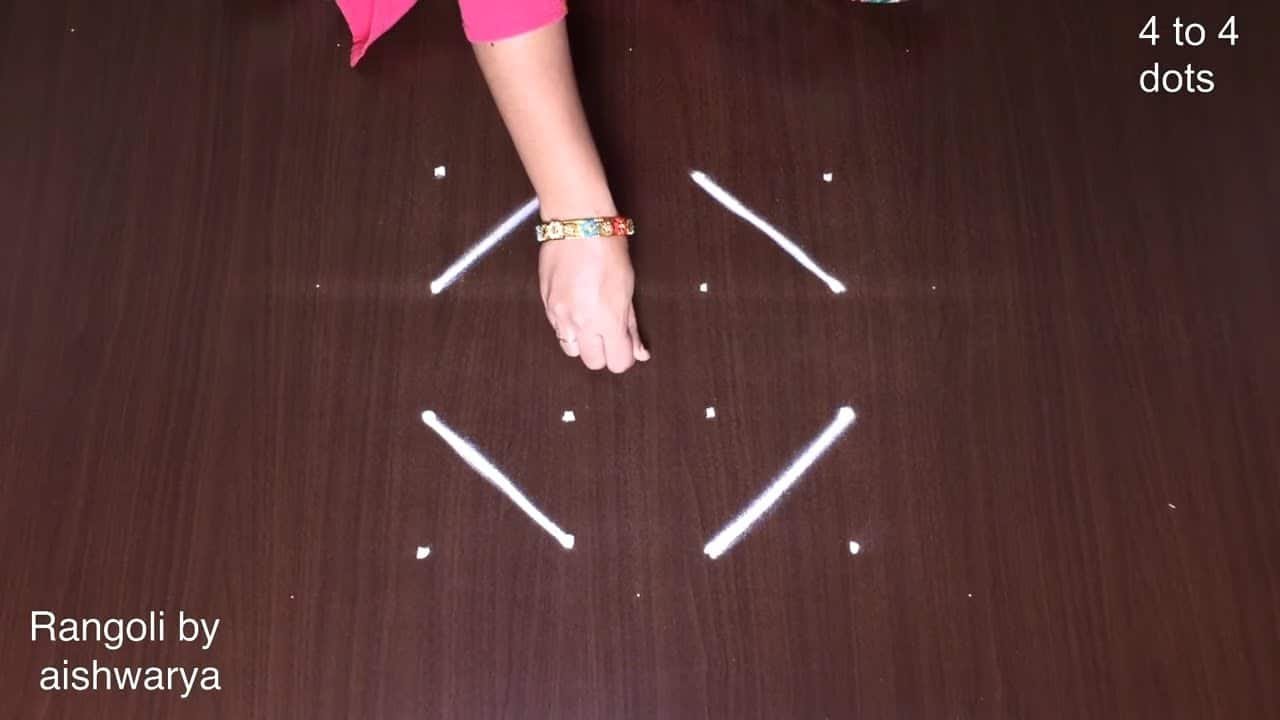 New Muggulu Chinna Kolam With 4 Dots
