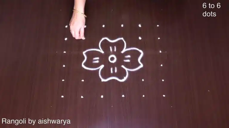 Pulli Varisai Different Flowers Chinna Kolam
