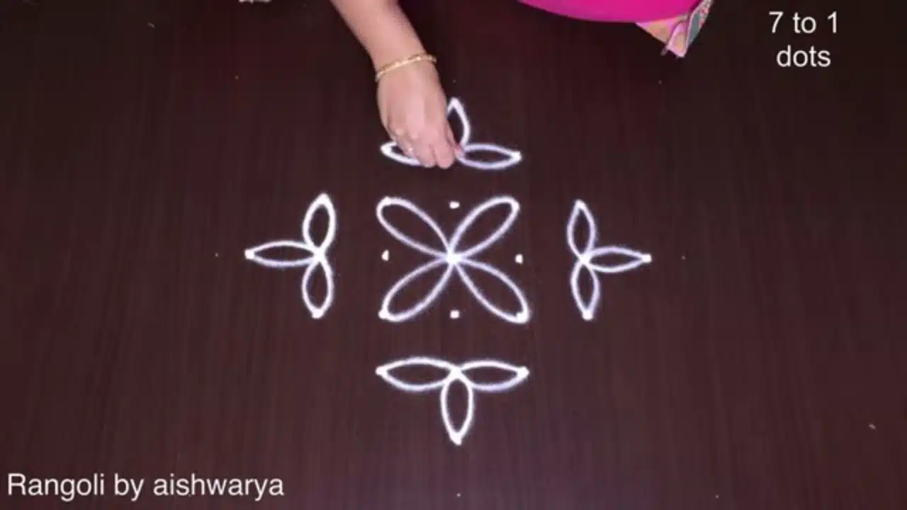 Puratasi Madham Flowers Kolam