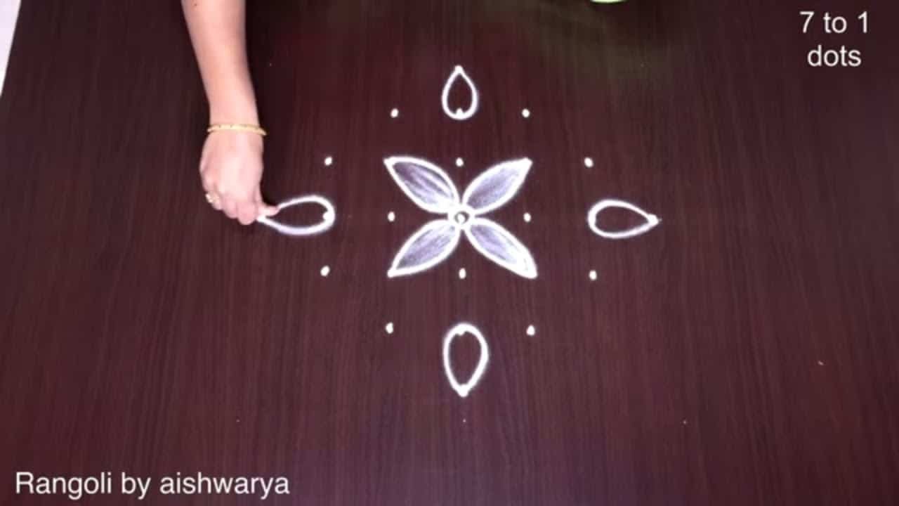 Rangavalli Muggulu With Dots