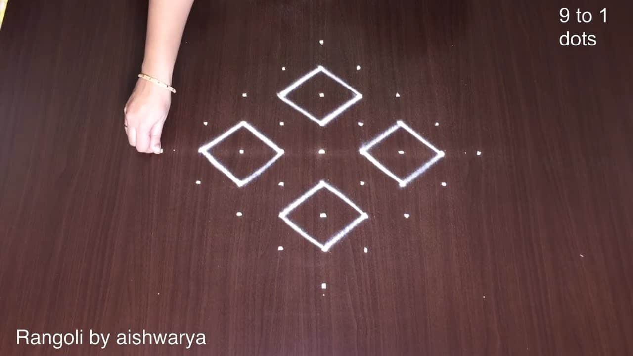 Rangoli With Geometrical Shapes