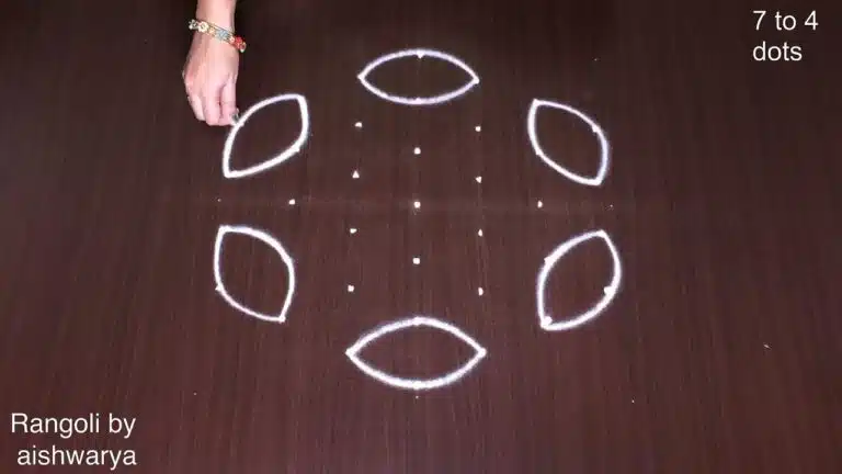 7×4 dots interlaced rangoli