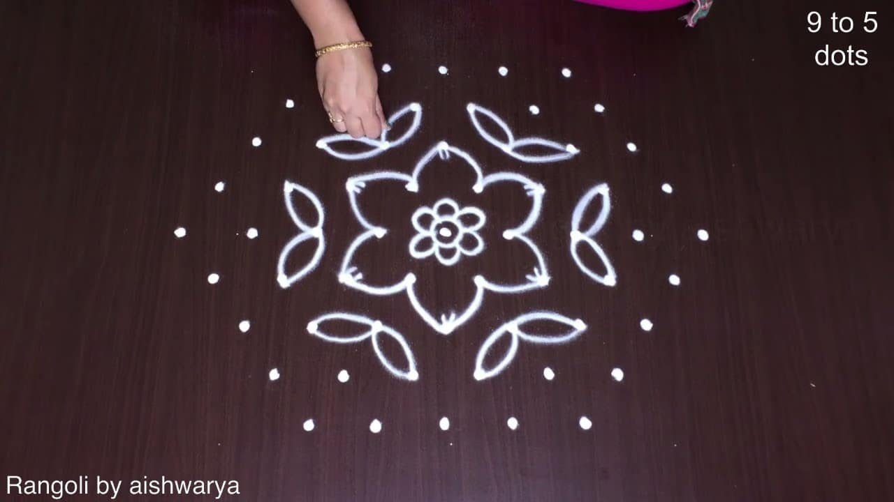 Simple Big Flower Kolam Muggulu