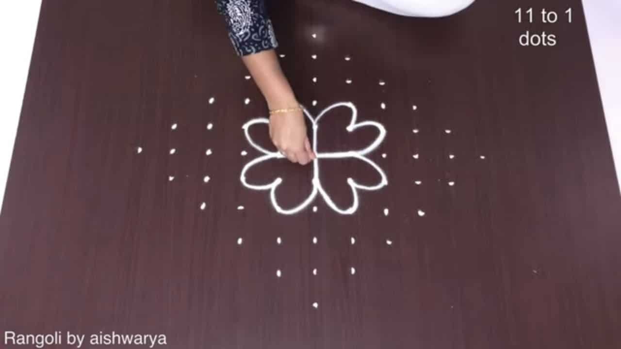 Simple Friday Padi Kolam Rangoli