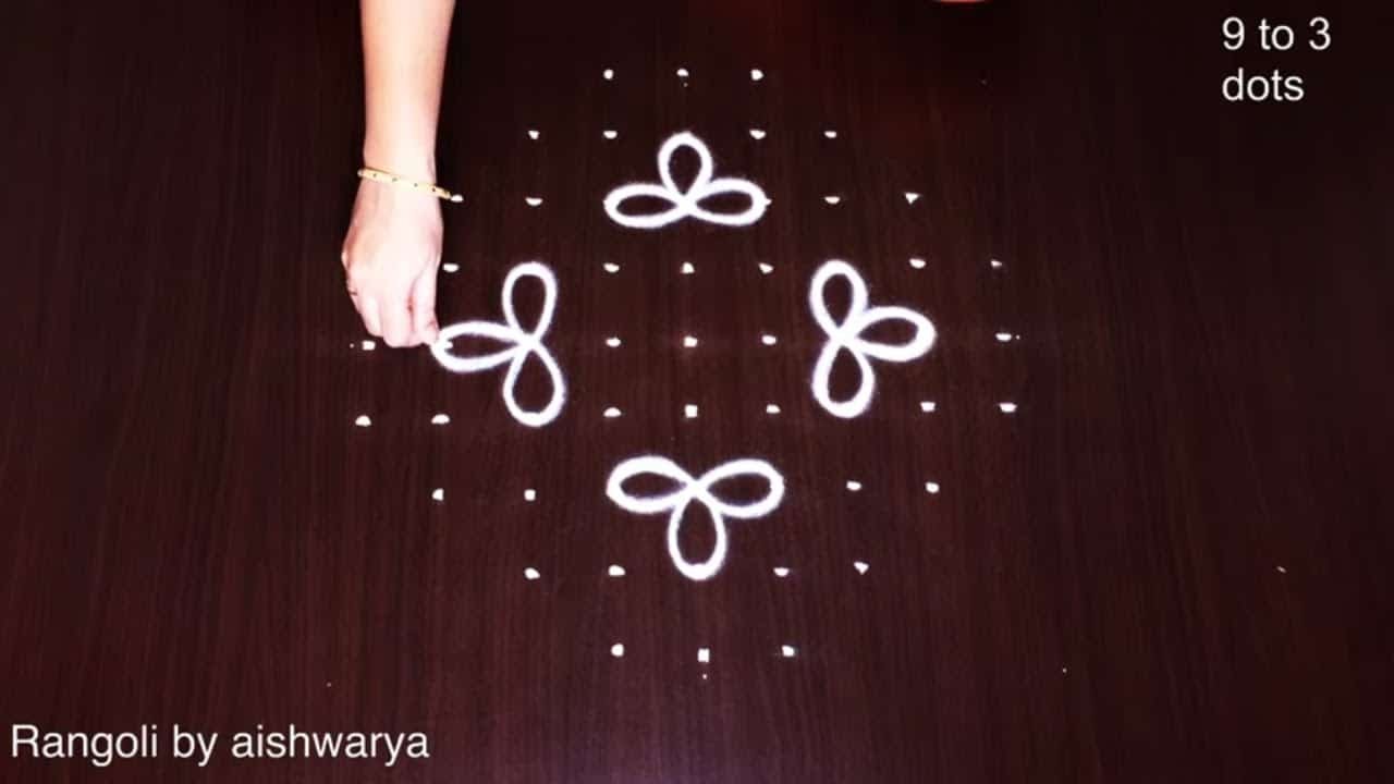 Simple Kolam With 9 Dots