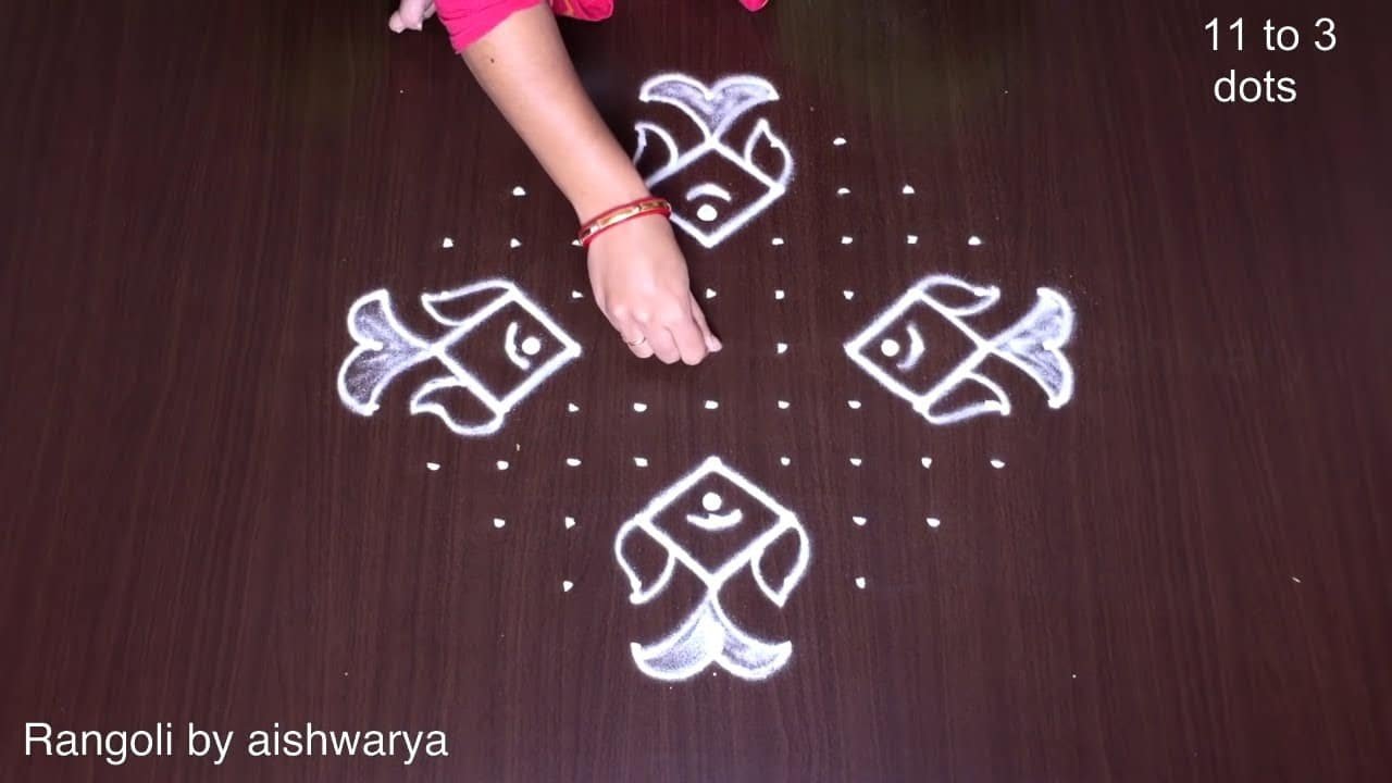 Simple Muggulu With 11 Dots