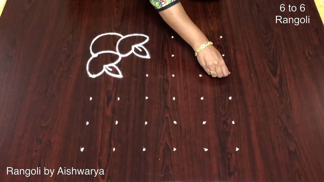 Small Friday Aaru Chukkala Muggulu Kolam