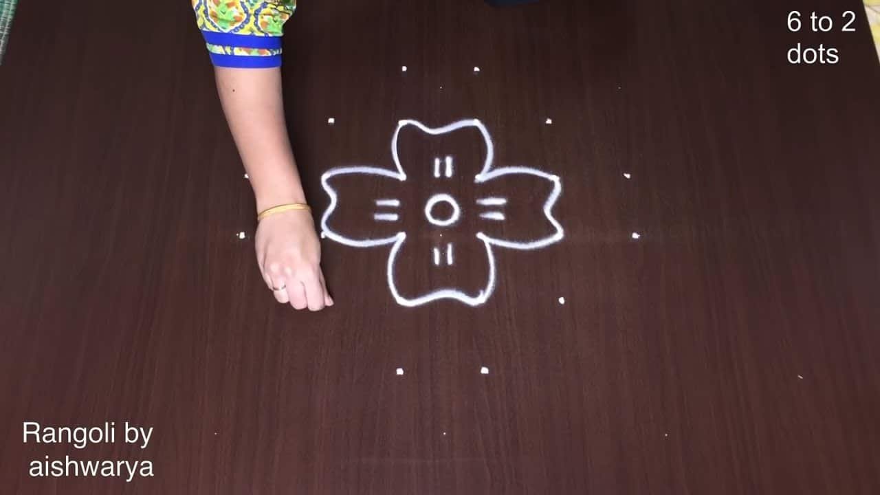 Small Kolams Daily Flower Beautiful Rangoli