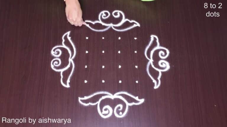 8×2×2 dots Sunday kolam