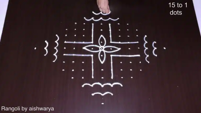 Tamil Pulli Diya Kolangal