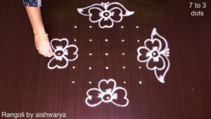 7 to 3 dots Rangoli Designs
